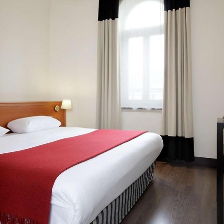 Nh Gent Sint Pieters Hotel Buitenkant foto